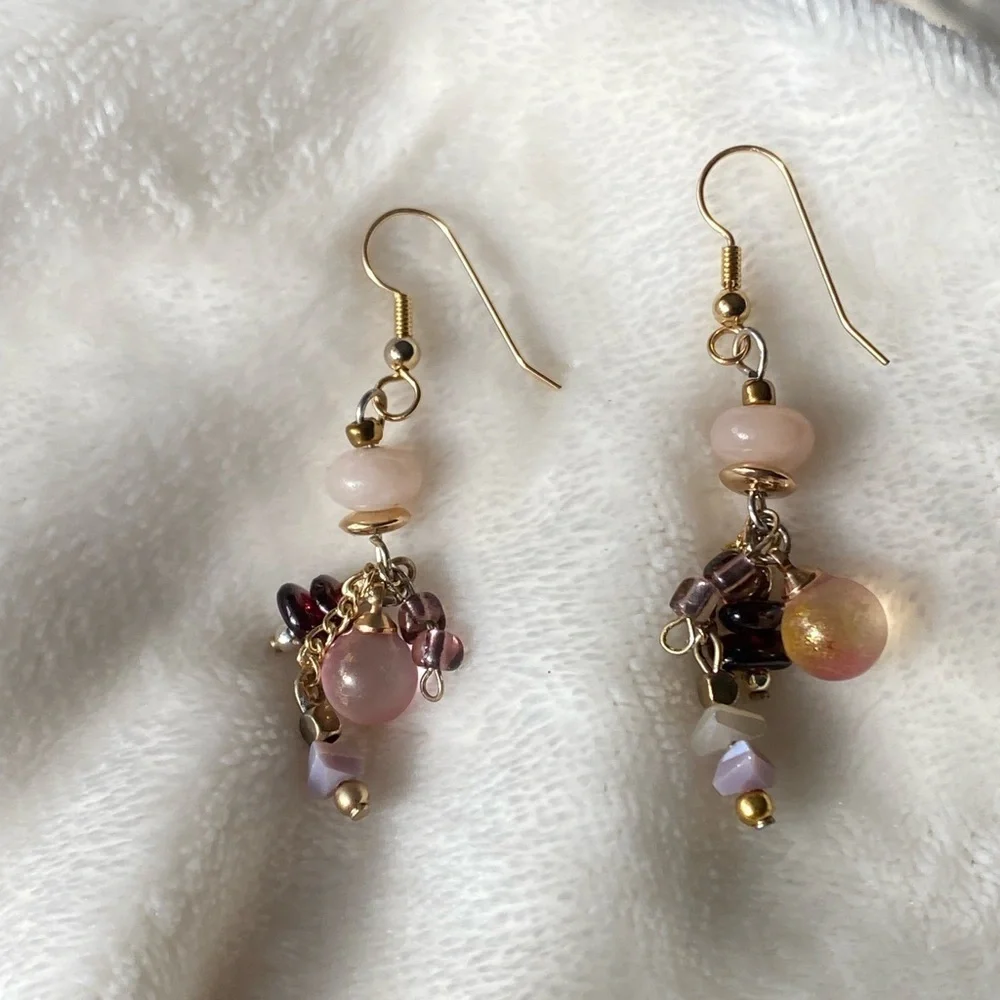 NEW MAGNETIC HEALING Gold and Pink Dangle Earrings